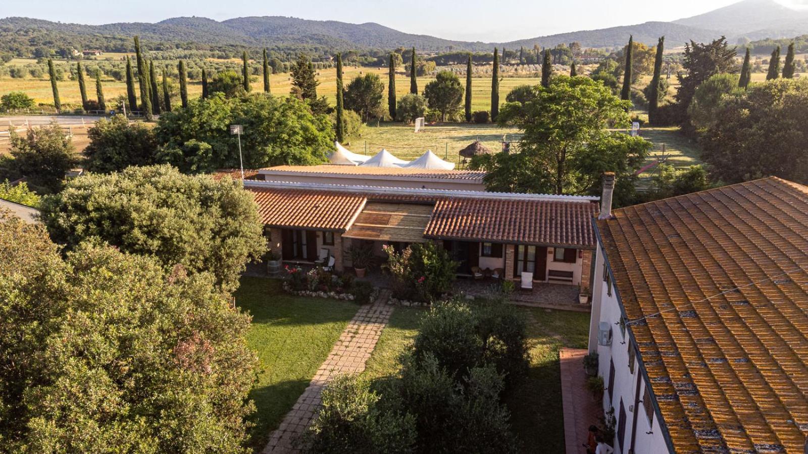 Agriturismo Lillastro Braccagni Eksteriør bilde